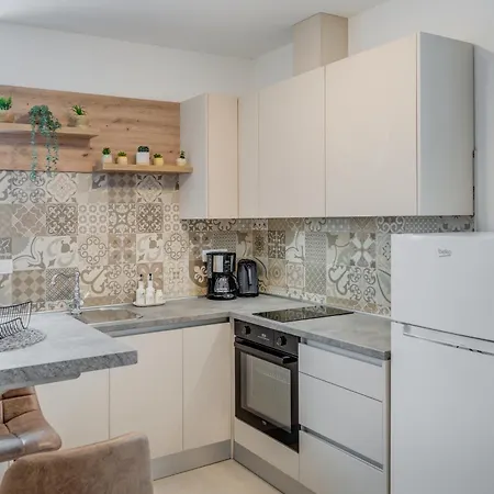 Luxury Evala Appartement *