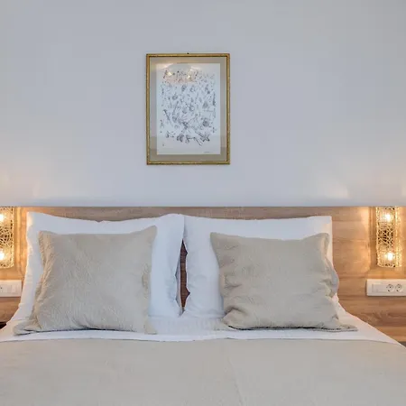 Luxury Evala Apartment