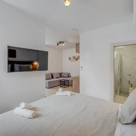 Luxury Evala Apartment