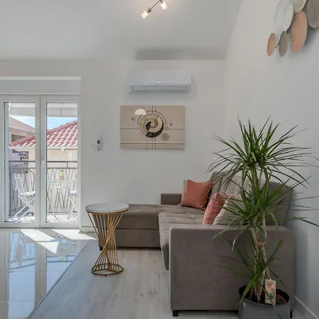 Luxury Evala Διαμέρισμα Τρογκίρ