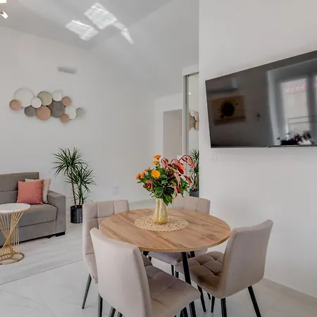 Apartment Luxury Evala *