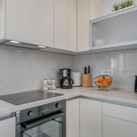 Luxury Evala Apartment Trogir