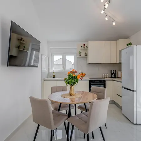 Apartment Luxury Evala