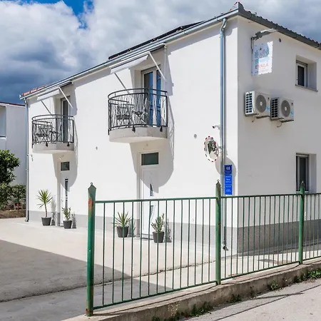 Luxury Evala Apartman Trogir